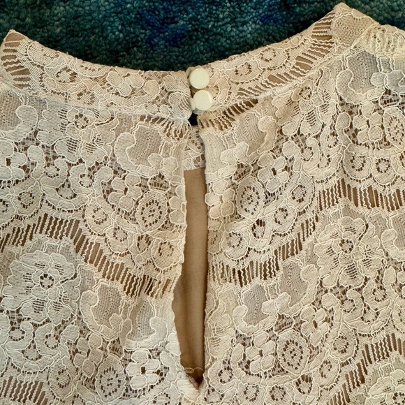 Rose & Olive Cream Lace High-Low Blouse M Boho Coquette Romantic Sheer Layers - Picture 5 of 11